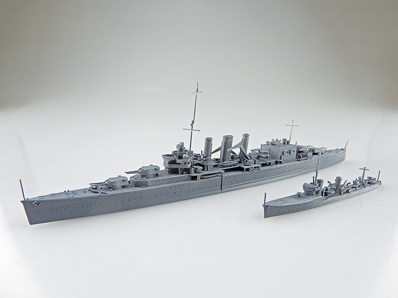 【予約する】 1/700 英国重巡洋艦コーンウォール インド洋セイロン沖海戦 【予約する】 1/700 英国重巡洋艦コーンウォール インド洋セイロン沖海戦