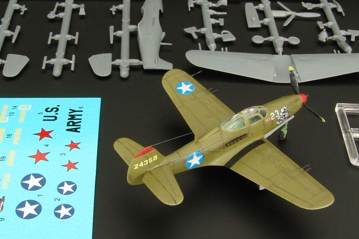 1/144　P-39 D-F-K エアラコブラ