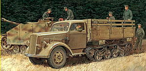1/35 WW.II ドイツ軍 Sd.Kfz.3 汎用ハーフトラック "マウルティア" w/野戦食をとるドイツ兵フィギュア