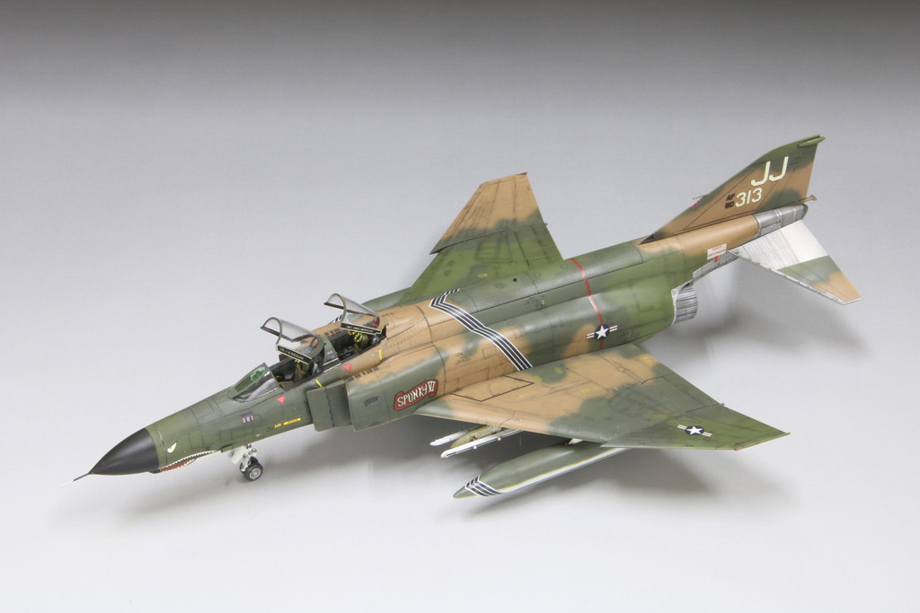 1/72　アメリカ空軍 F-4E 戦闘機 “ベトナム・ウォー”