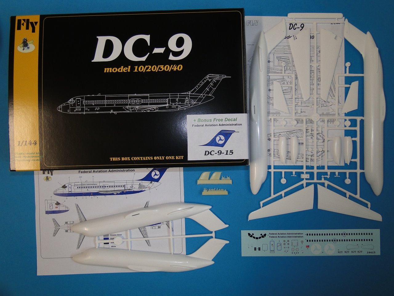 1/144 DC-9-15 アメリカ連邦航空局