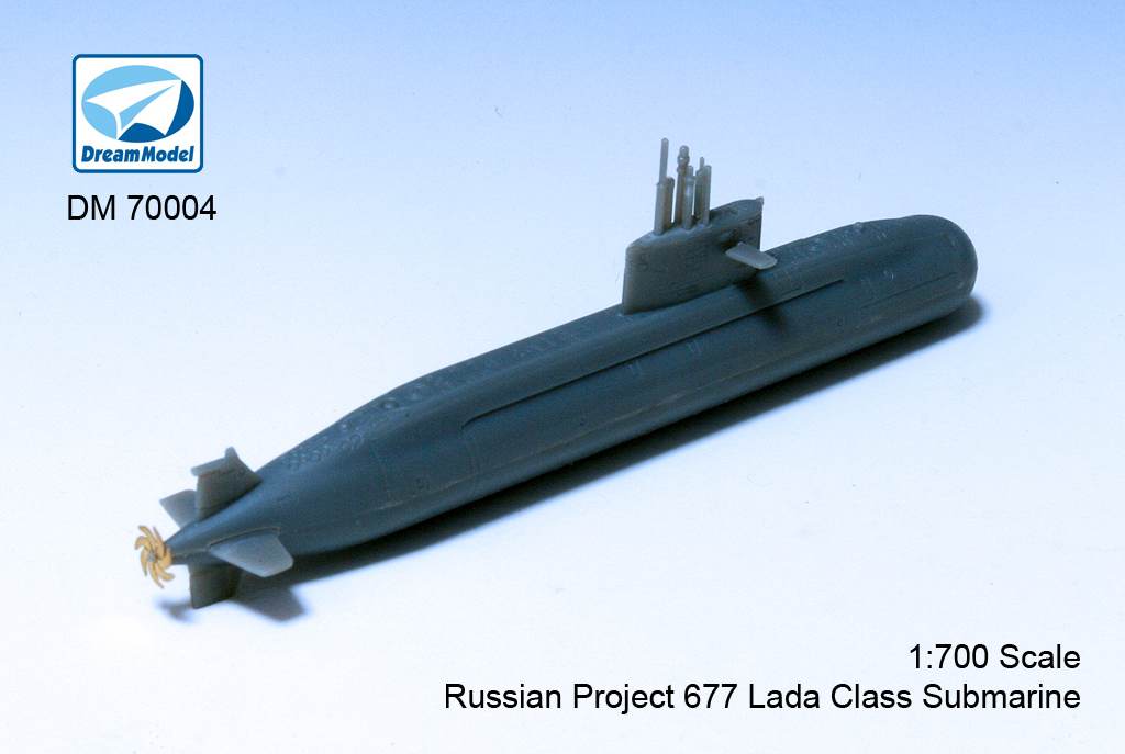 1/700 ロシア海軍 ラーダ級潜水艦(2隻入)