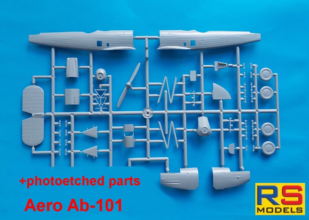 1/72　アエロ Ab-101チェコスロバキア空軍 - ウインドウを閉じる