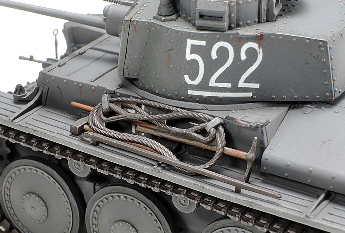 1/48 ドイツ軽戦車 38（ｔ） E/F型