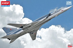【予約する】　1/144 Tu-22M3 バックファイアC